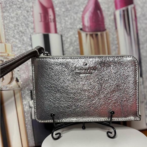 Kate Spade Handbags - Kate Spade NWT Metallic Silver Wristlet Clutch